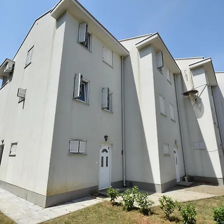 Rosemary Apartament *