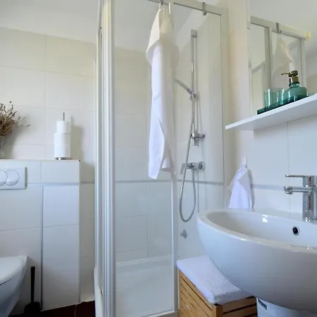 Rosemary Малинска