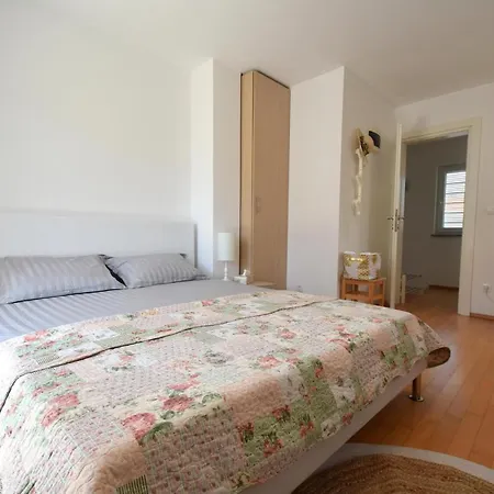 Rosemary * Малинска