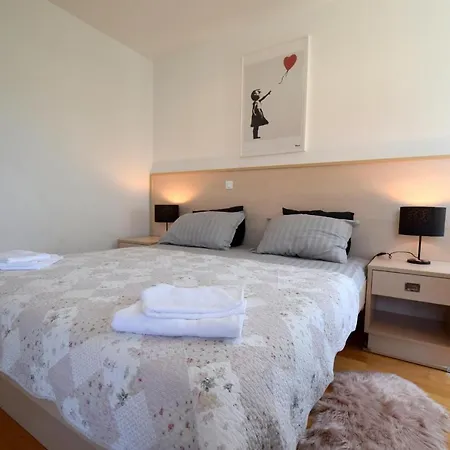 Rosemary Apartment